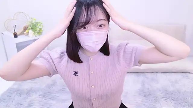 Snapshot of Yurie_ chatting on 12/04/24, 11:08 Yurie online show from 12/04/24, 11:08