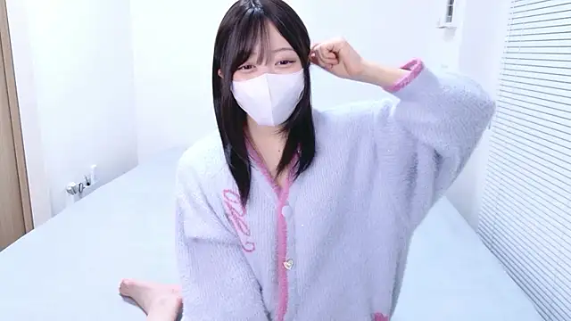 Snapshot of Yurie_ chatting on 01/08/26, 01:46 Yurie online show from 01/08/26, 01:46