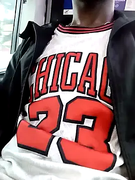 Snapshot of DalianHR33 chatting on 02/05/25, 11:44 DalianHR33 online show from 02/05/25, 11:44