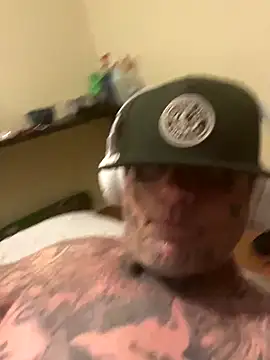 got14ya75 online show from 10/17/25, 01:53