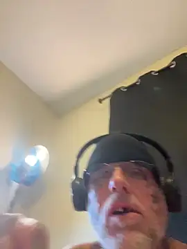 got14ya75 online show from 11/29/25, 01:41