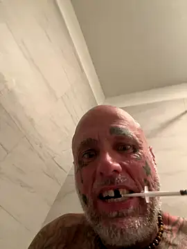 got14ya75 online show from 11/30/25, 05:22