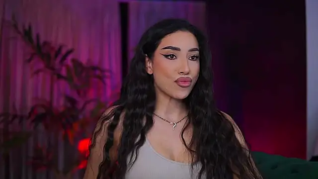 GinaValentinna online show from 11/26/25, 07:48