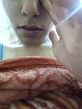 Snapshot of InLero chatting on 02/04/25, 12:00 InLero online show from 02/04/25, 12:00