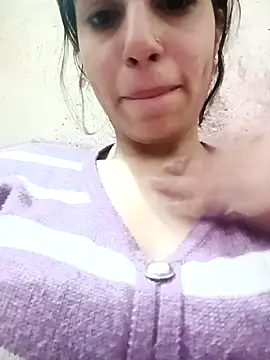 Snapshot of InLero chatting on 02/11/25, 05:05 InLero online show from 02/11/25, 05:05