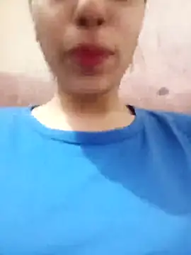 Snapshot of InLero chatting on 02/20/25, 05:44 InLero online show from 02/20/25, 05:44