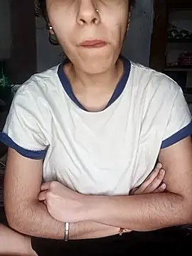 Snapshot of InLero chatting on 02/28/25, 07:26 InLero online show from 02/28/25, 07:26