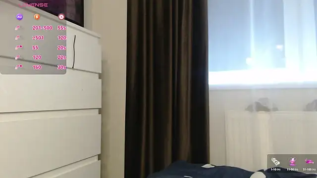 Snapshot of -LauraGold- chatting on 03/12/25, 07:17 -LauraGold- online show from 03/12/25, 07:17