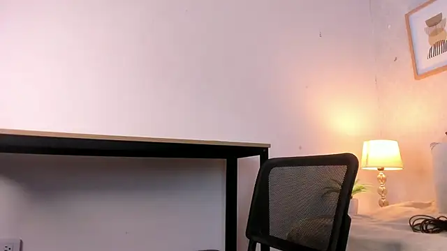 Caroline dh online show from 04/06/26, 11:33