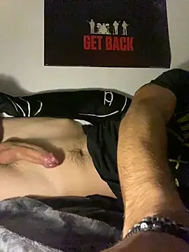 Snapshot of Vitalij chatting on 12/31/24, 06:16 Vitalij online show from 12/31/24, 06:16