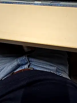 Snapshot of Ibag01 chatting on 01/23/25, 03:01 Ibag01 online show from 01/23/25, 03:01