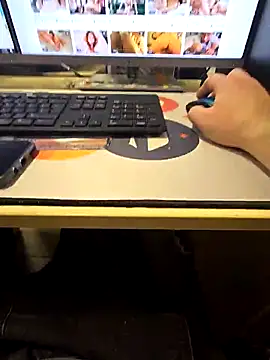 Snapshot of Ibag01 chatting on 03/03/25, 02:15 Ibag01 online show from 03/03/25, 02:15