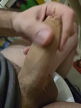 Snapshot of Ibag01 chatting on 11/16/25, 12:49 Ibag01 online show from 11/16/25, 12:49