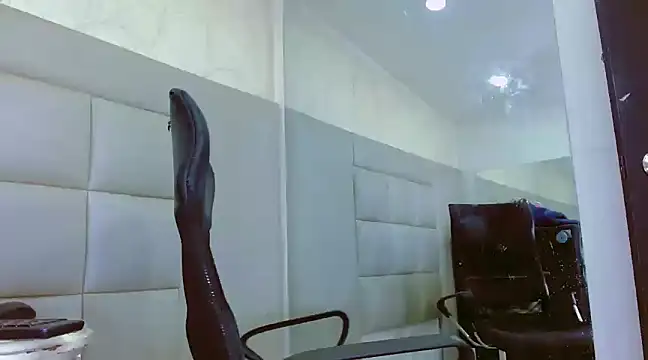 AbrahanBratz online show from 12/25/24, 06:09