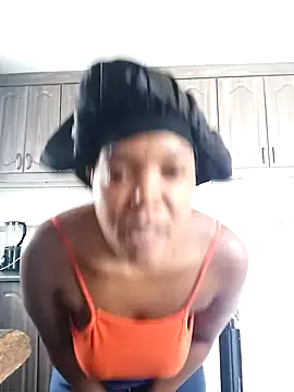 Feathergal69  online show from 01/10/26, 10:50