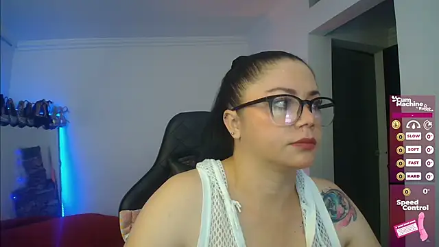 Madame Shein  online show from 12/11/24, 09:30