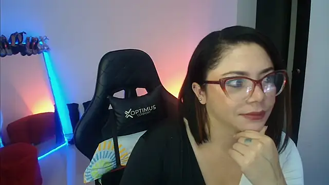 Madame Shein  online show from 02/05/25, 09:57