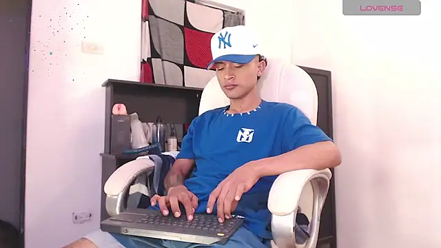 Edward Milleer online show from 09/12/25, 11:26