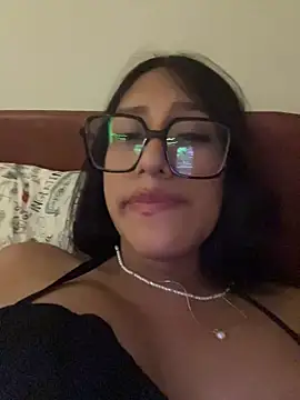 AleFantasy0001 online show from 03/05/26, 07:15