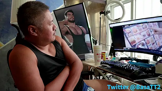 Snapshot of taiwan07010 chatting on 09/15/25, 08:03 taiwan07010 online show from 09/15/25, 08:03