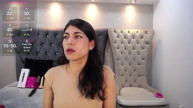 Melodi Roux online show from 09/10/25, 01:00