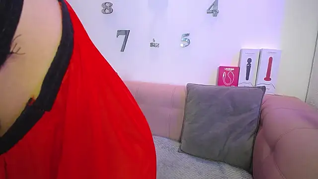 Melodi Roux online show from 12/14/25, 01:38