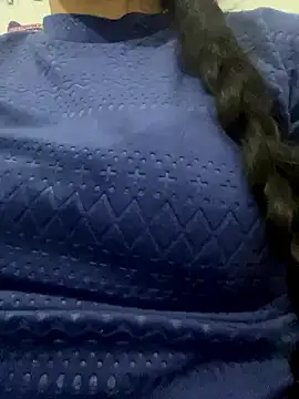 Snapshot of Lina-lolo chatting on 12/02/24, 06:43 Lina-lolo online show from 12/02/24, 06:43