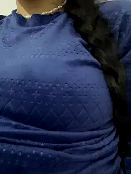 Snapshot of Lina-lolo chatting on 12/03/24, 06:49 Lina-lolo online show from 12/03/24, 06:49