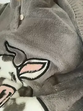 Snapshot of Lina-lolo chatting on 12/29/24, 03:35 Lina-lolo online show from 12/29/24, 03:35