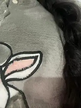 Snapshot of Lina-lolo chatting on 01/06/25, 05:49 Lina-lolo online show from 01/06/25, 05:49