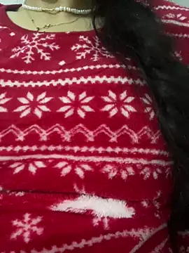 Snapshot of Lina-lolo chatting on 01/29/25, 07:32 Lina-lolo online show from 01/29/25, 07:32