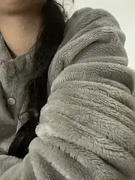 Snapshot of Lina-lolo chatting on 02/21/25, 07:43 Lina-lolo online show from 02/21/25, 07:43