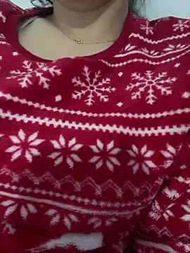 Snapshot of Lina-lolo chatting on 03/01/25, 10:31 Lina-lolo online show from 03/01/25, 10:31