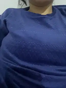 Snapshot of Lina-lolo chatting on 03/03/25, 09:59 Lina-lolo online show from 03/03/25, 09:59