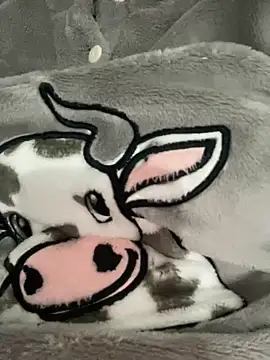 Snapshot of Lina-lolo chatting on 03/20/25, 05:57 Lina-lolo online show from 03/20/25, 05:57