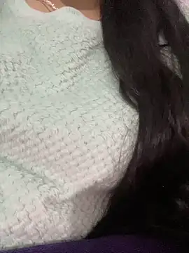 Snapshot of Lina-lolo chatting on 03/21/25, 09:34 Lina-lolo online show from 03/21/25, 09:34