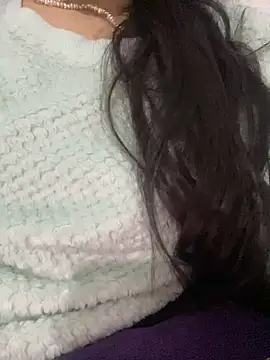 Snapshot of Lina-lolo chatting on 03/22/25, 09:53 Lina-lolo online show from 03/22/25, 09:53