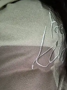 Snapshot of Lina-lolo chatting on 10/20/25, 06:52 Lina-lolo online show from 10/20/25, 06:52