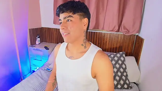 kiing azahell online show from 02/08/26, 12:03