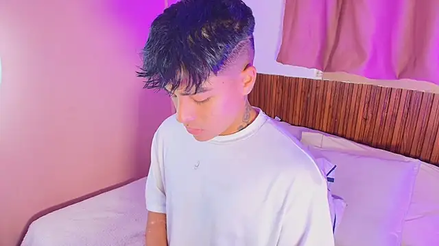 Snapshot of kiing_azahell chatting on 03/09/26, 09:41 kiing azahell online show from 03/09/26, 09:41