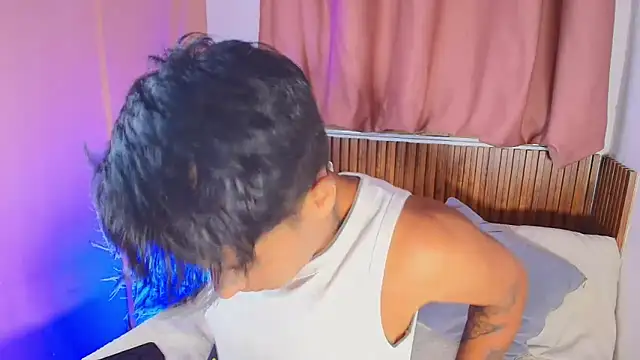 Snapshot of kiing_azahell chatting on 04/10/26, 02:06 kiing azahell online show from 04/10/26, 02:06