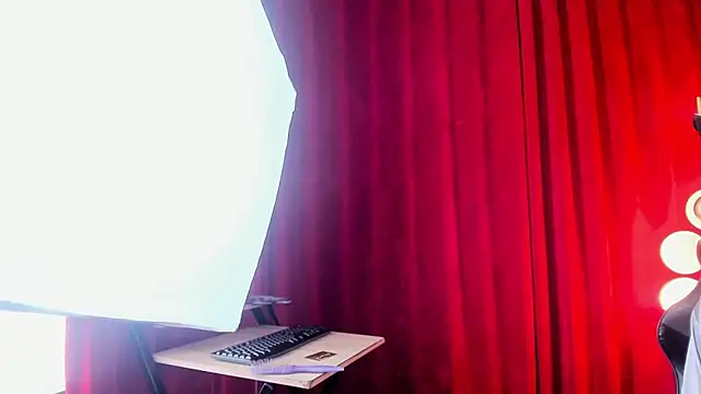 HakuRukushka online show from 02/14/25, 02:44