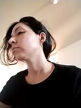 Snapshot of mielikki001 chatting on 12/13/24, 09:30 mielikki001 online show from 12/13/24, 09:30