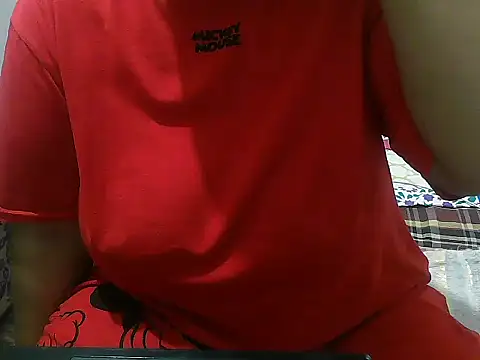 Snapshot of Queen_of_boobs01 chatting on 01/13/25, 06:59 Queen of boobs01 online show from 01/13/25, 06:59