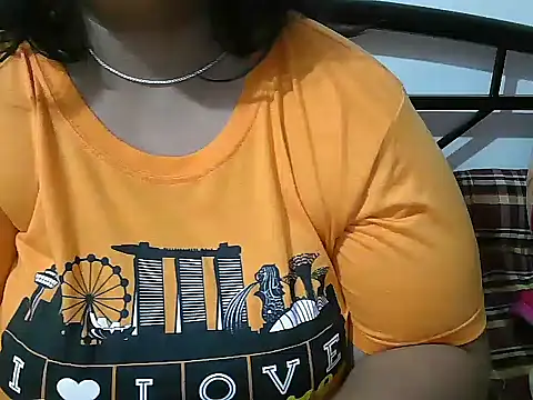 Snapshot of Queen_of_boobs01 chatting on 09/16/25, 01:56 Queen of boobs01 online show from 09/16/25, 01:56