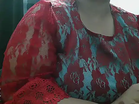 Snapshot of Queen_of_boobs01 chatting on 03/20/26, 02:22 Queen of boobs01 online show from 03/20/26, 02:22