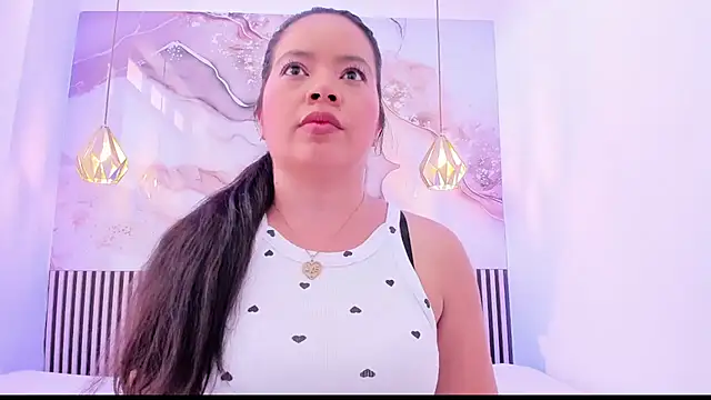 Snapshot of EvelynSweet1 chatting on 09/22/25, 07:27 EvelynSweet1 online show from 09/22/25, 07:27