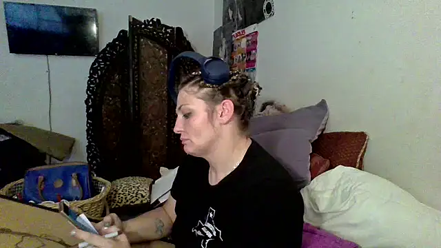 Snapshot of sophiarica chatting on 03/23/26, 03:27 sophiarica online show from 03/23/26, 03:27