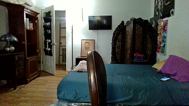 Snapshot of sophiarica chatting on 04/01/26, 01:41 sophiarica online show from 04/01/26, 01:41