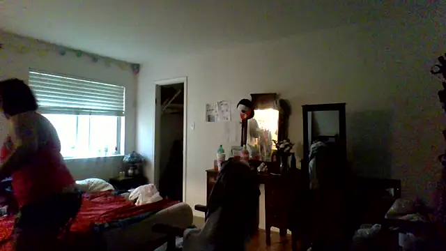 sophiarica online show from 05/20/26, 12:28
